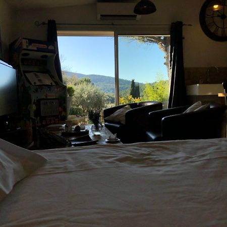 Au Havre De Paix Sainte Victoire Vauvenargues Hotel ภายนอก รูปภาพ