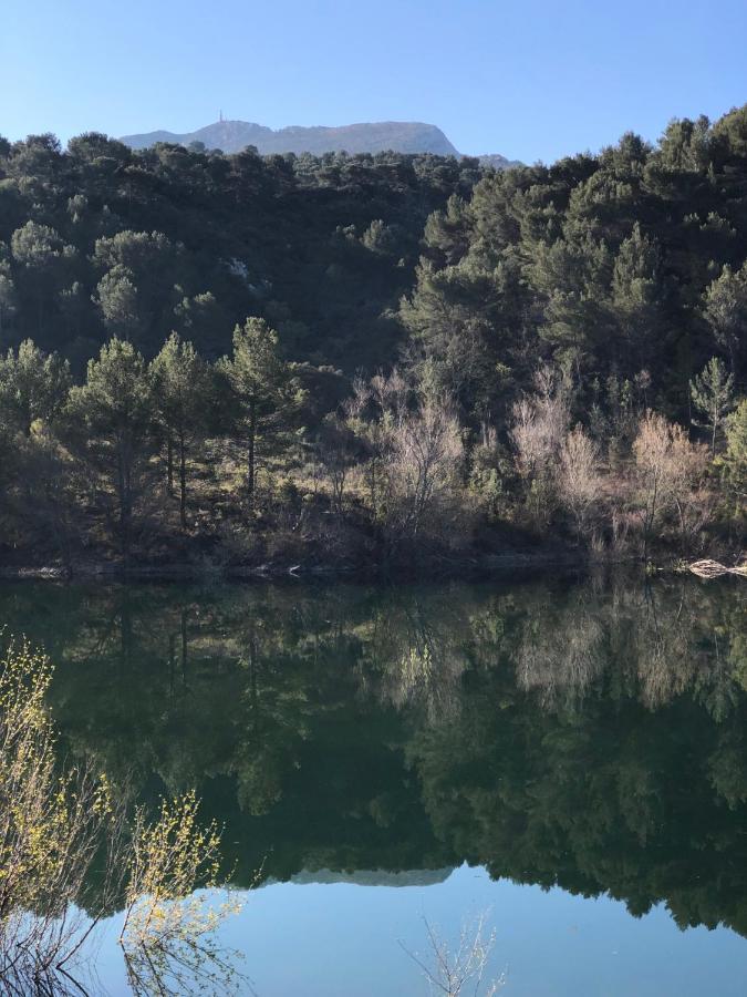 Au Havre De Paix Sainte Victoire Vauvenargues Hotel ภายนอก รูปภาพ