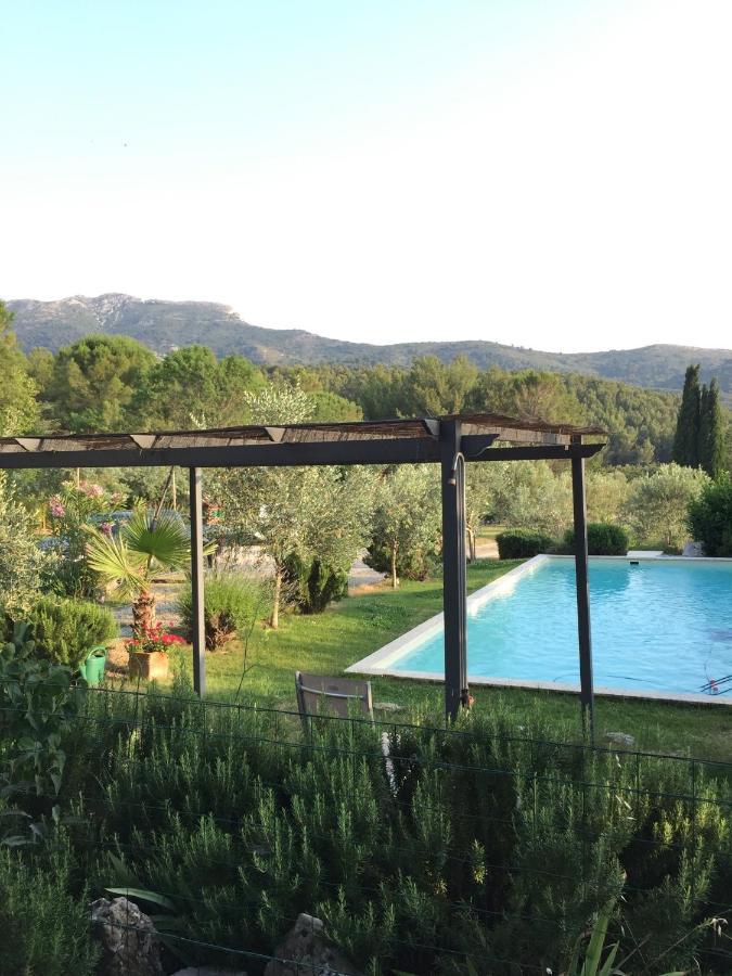 Au Havre De Paix Sainte Victoire Vauvenargues Hotel ภายนอก รูปภาพ